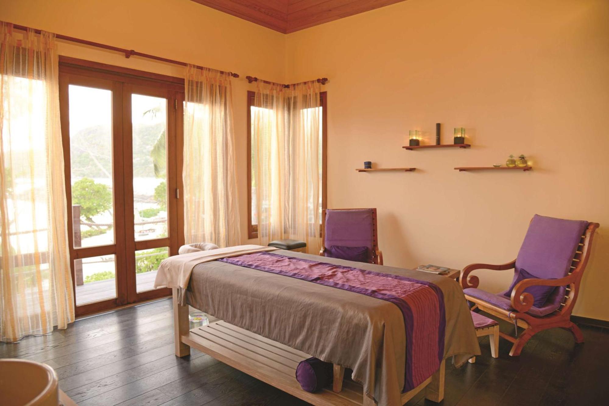 Doubletree By Hilton Seychelles Allamanda Resort & Spa Takamaka Dış mekan fotoğraf