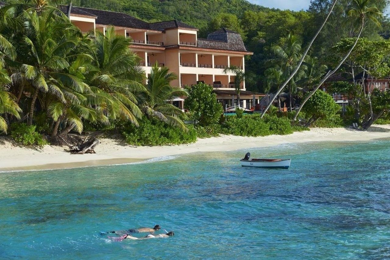 Doubletree By Hilton Seychelles Allamanda Resort & Spa Takamaka Dış mekan fotoğraf